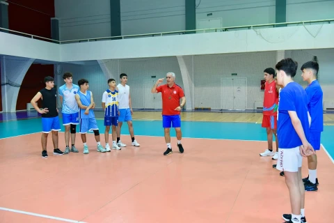 Azərbaycanda 14 yaşadək oğlan voleybolçular üçün təlim-məşq toplanışı başlayıb - FOTO