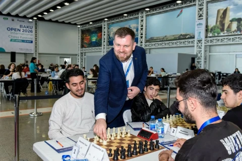 В Баку стартовал заключительный тур шахматного фестиваля Baku Open
