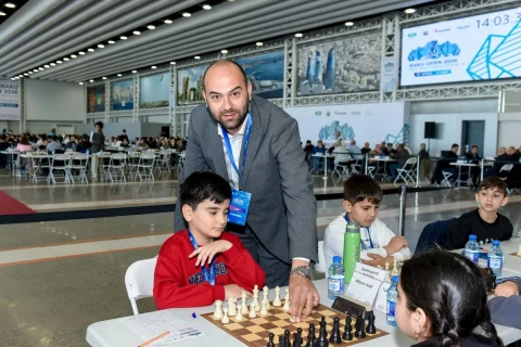 “Baku Open” Beynəlxalq Şahmat Festivalının son turu start götürüb - FOTO