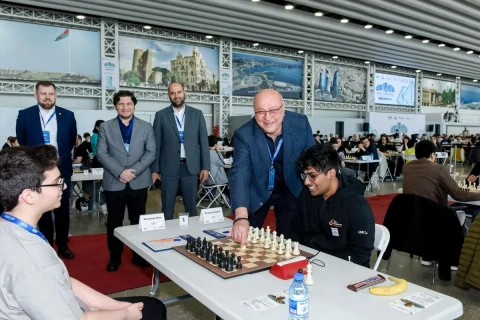 В Баку стартовал заключительный тур шахматного фестиваля Baku Open