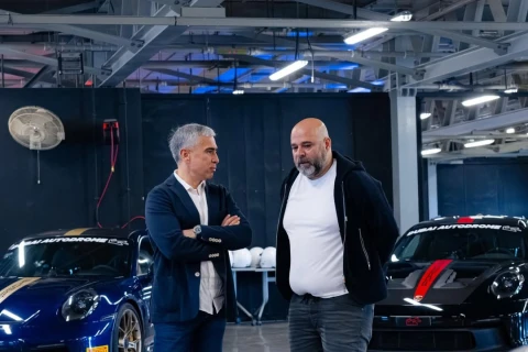 Anar Ələkbərov “Dubai Autodrome”da sükan arxasına keçdi - FOTO/VİDEO