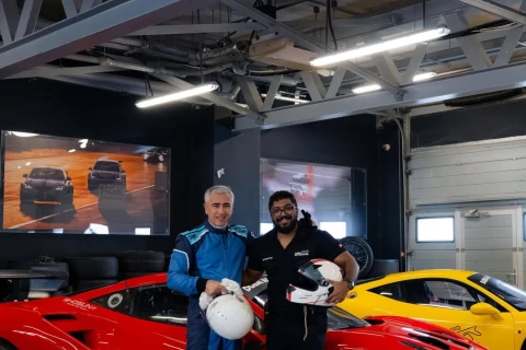 Anar Ələkbərov “Dubai Autodrome”da sükan arxasına keçdi - FOTO/VİDEO