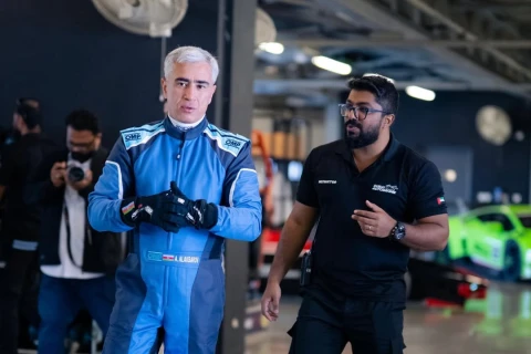 Anar Ələkbərov “Dubai Autodrome”da sükan arxasına keçdi - FOTO/VİDEO