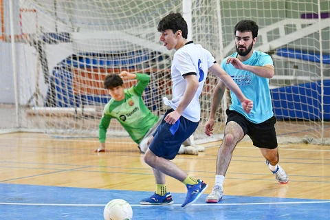 Bakıda UEFA-nın “Hat-Trick” proqramı çərçivəsində keçirilən futzal yarışı başa çatıb - FOTO
