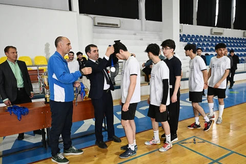 Bakıda UEFA-nın “Hat-Trick” proqramı çərçivəsində keçirilən futzal yarışı başa çatıb - FOTO