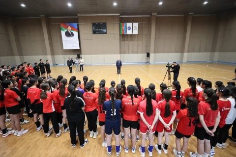 Şahin Bağırov Naxçıvanda voleybolun inkişafını müzakirə edib - FOTO