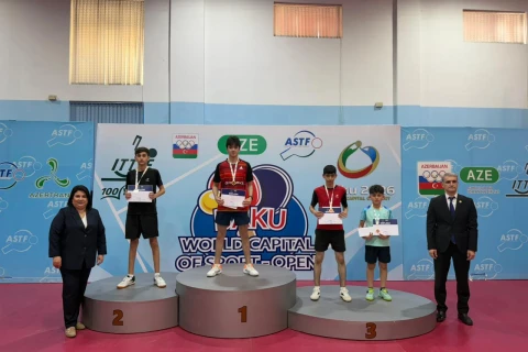 Stolüstü tennis üzrə Azərbaycan çempionatının qalibləri müəyyənləşib - FOTO