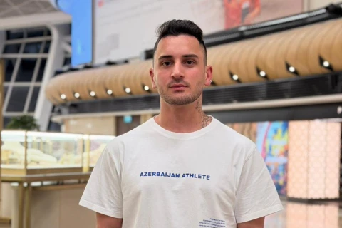 “Kapoeyranı breyk-dansla səhv salırlar, halbuki döyüş sənətidir” - Dilqəm Seyidzadənin İDMAN.BİZ-ə MÜSAHİBƏSİ + FOTO