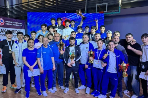 Azərbaycan boksçuları Gürcüstandan 12 medalla qayıdır
