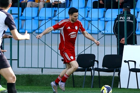 Alexandro Serrano Premyer Liqada ikinci ispaniyalı kimi tarix yazdı