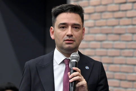Fərid Qayıbov idman federasiyalarının nümayəndələri ilə növbəti görüşünü keçirib