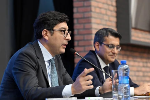 Fərid Qayıbov idman federasiyalarının nümayəndələri ilə növbəti görüşünü keçirib