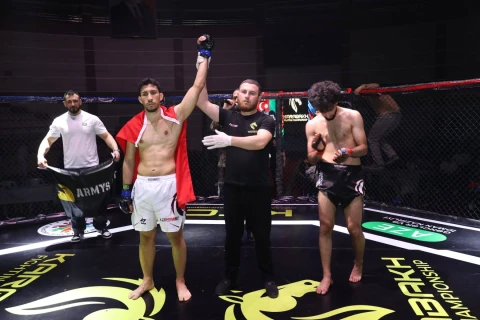İdmançılarımız MMA üzrə peşəkar döyüş gecəsində uğurla çıxış ediblər