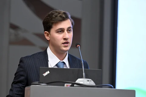 Fərid Qayıbov idman federasiyalarının nümayəndələri ilə növbəti görüşünü keçirib