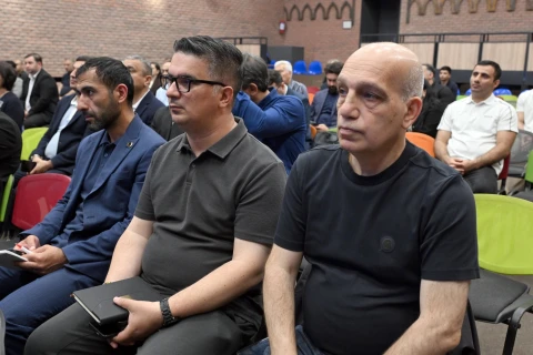Fərid Qayıbov idman federasiyalarının nümayəndələri ilə növbəti görüşünü keçirib