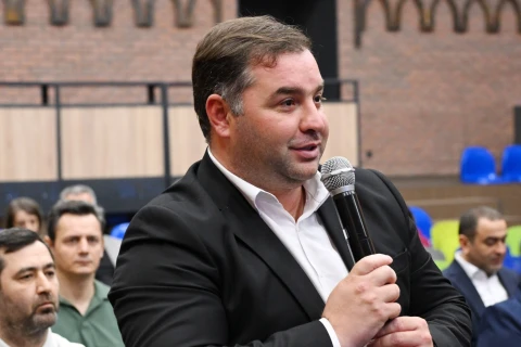 Fərid Qayıbov idman federasiyalarının nümayəndələri ilə növbəti görüşünü keçirib