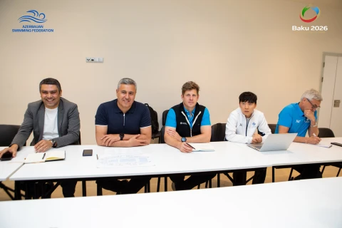 Üzgüçülük üzrə Dünya Kubokunun Bakı mərhələsi ilə bağlı müzakirələr aparılıb - FOTO