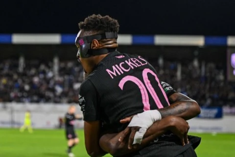 Coy Lens Mikels: “Zirə”dən daha artığını gözləyirdim”  - MÜSAHİBƏ