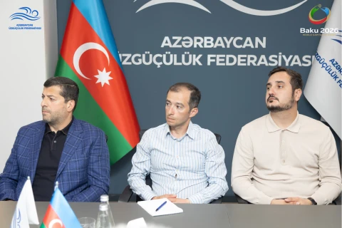 ASF-nin vitse-prezidenti üzgüçülük üzrə milli komanda ilə görüşüb