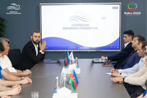ASF-nin vitse-prezidenti üzgüçülük üzrə milli komanda ilə görüşüb