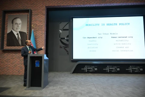 Şəhər mühitində idmanın inkişafı ASA-da müzakirə edilib - FOTO
