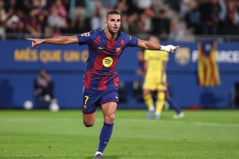 “Barselona” üç futbolçu ilə yollarını ayıra bilər