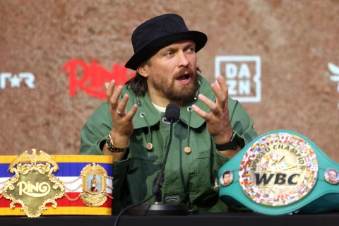 Усик намерен стать абсолютным чемпионом мира в четвертый раз