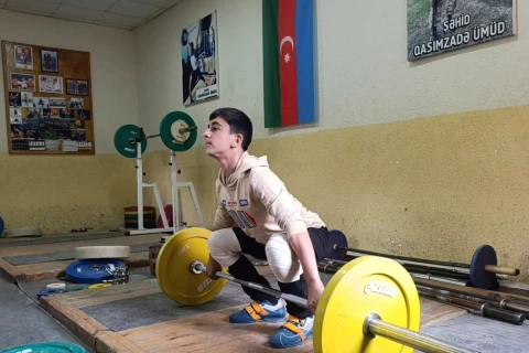 Bölgələrdə ağırlıqqaldırma üçün yeni imkanlar yaradılır