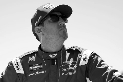 İkiqat NASCAR çempionu Kayl Buş 41 yaşında vəfat edib
