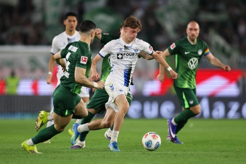 “Volfsburq” və “Paderborn 07” Bundesliqada yer uğrunda ilk matçda qalibi müəyyənləşdirə bilməyiblər