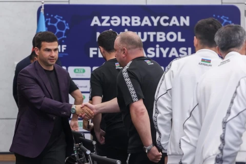 Federasiya prezidenti Avropa çempionatından əvvəl millinin üzvləri ilə görüşüb