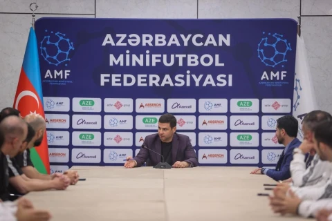 Federasiya prezidenti Avropa çempionatından əvvəl millinin üzvləri ilə görüşüb