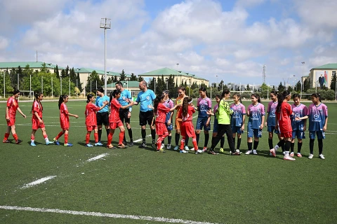 Futbol üzrə U-14 Qızlar Liqasında çempion müəyyənləşdi - FOTO