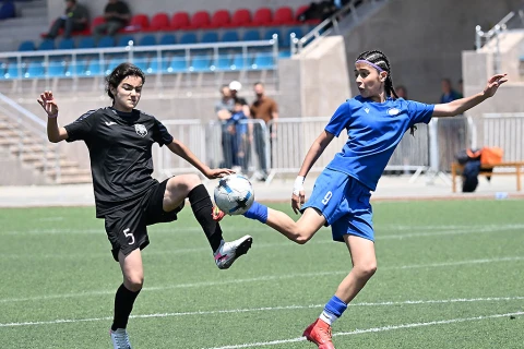 Futbol üzrə U-14 Qızlar Liqasında çempion müəyyənləşdi - FOTO