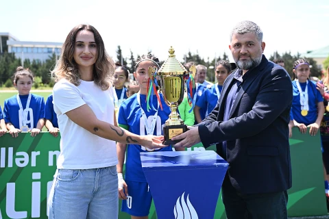 Futbol üzrə U-14 Qızlar Liqasında çempion müəyyənləşdi - FOTO