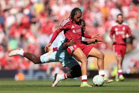 Premyer Liqa: “Liverpul” mövsümü “Brentford”la heç-heçə ilə bitirdi – YENİLƏNİR + VİDEO