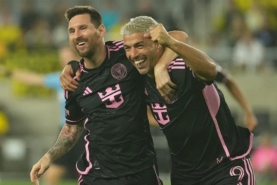 Suaresdən het-trik, Messidən iki assist: MLS-də bir matçda 10 qol - VİDEO