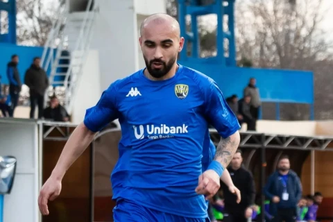 “Kəpəz”in bıçaqlanan futbolçusu Veysəl Rzayev komandasını dəyişir
