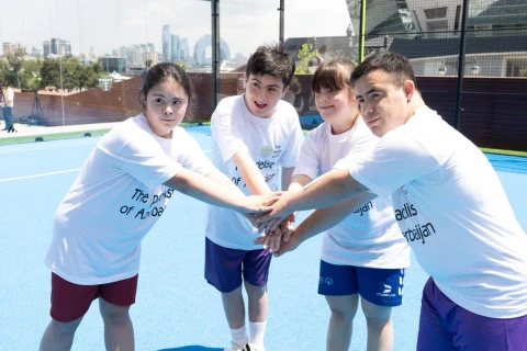 Fiziki imkanları məhdud uşaqlar üçün padel tədbiri keçirilib