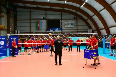 Bakıda FIVB seminarı davam edir - FOTO