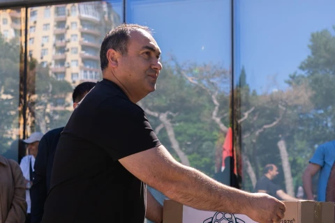 “İmişli” PFK futbol veteranlarını bayram münasibətilə sevindirib