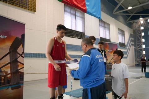 Боксеры Гянджи выиграли командный зачет первенства Азербайджана