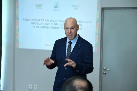 Federasiyaların təmsilçilərinə sertifikatlar təqdim olunub
