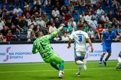 Azerbaijan finish top of group after victory over France at Minifootball Euro