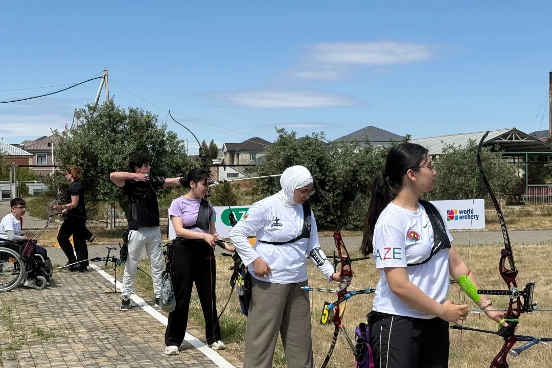 Kamandan oxatmada ölkə birinciliyi başladı - FOTO