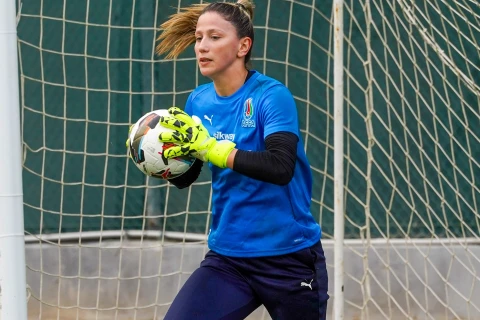 Qadın futbol millimiz hazırlığa başlayıb - FOTO