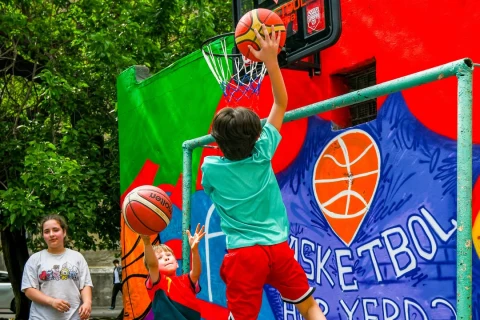 Yasamalda ilk meydança açıldı: Basketbol hər yerdə olacaq - FOTO
