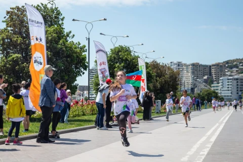 Bakıda keçirilən “KidsRunFestdə” 200-ə yaxın uşaq yarışdı - FOTO