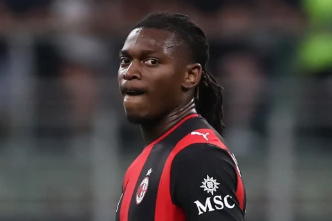 Leau “Milan”dan gedir: Yeni liqa qərarı gündəmdə