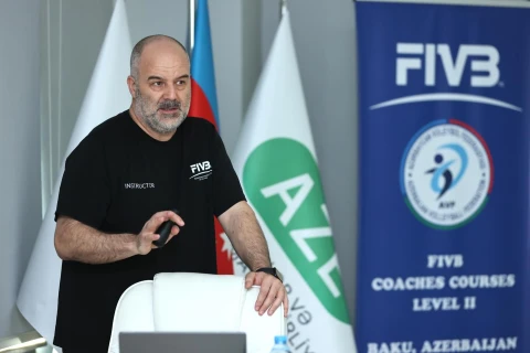 Bakıda voleybol məşqçiləri üçün beynəlxalq kurs keçirilir - FOTO